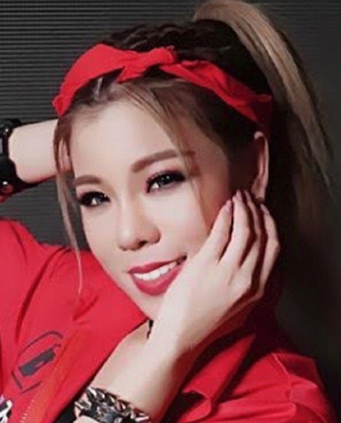 刘依文